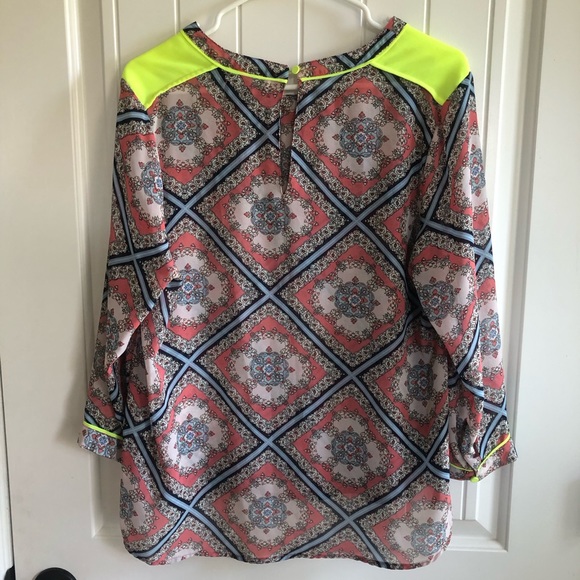 Umgee Patterned Top - Picture 2 of 4